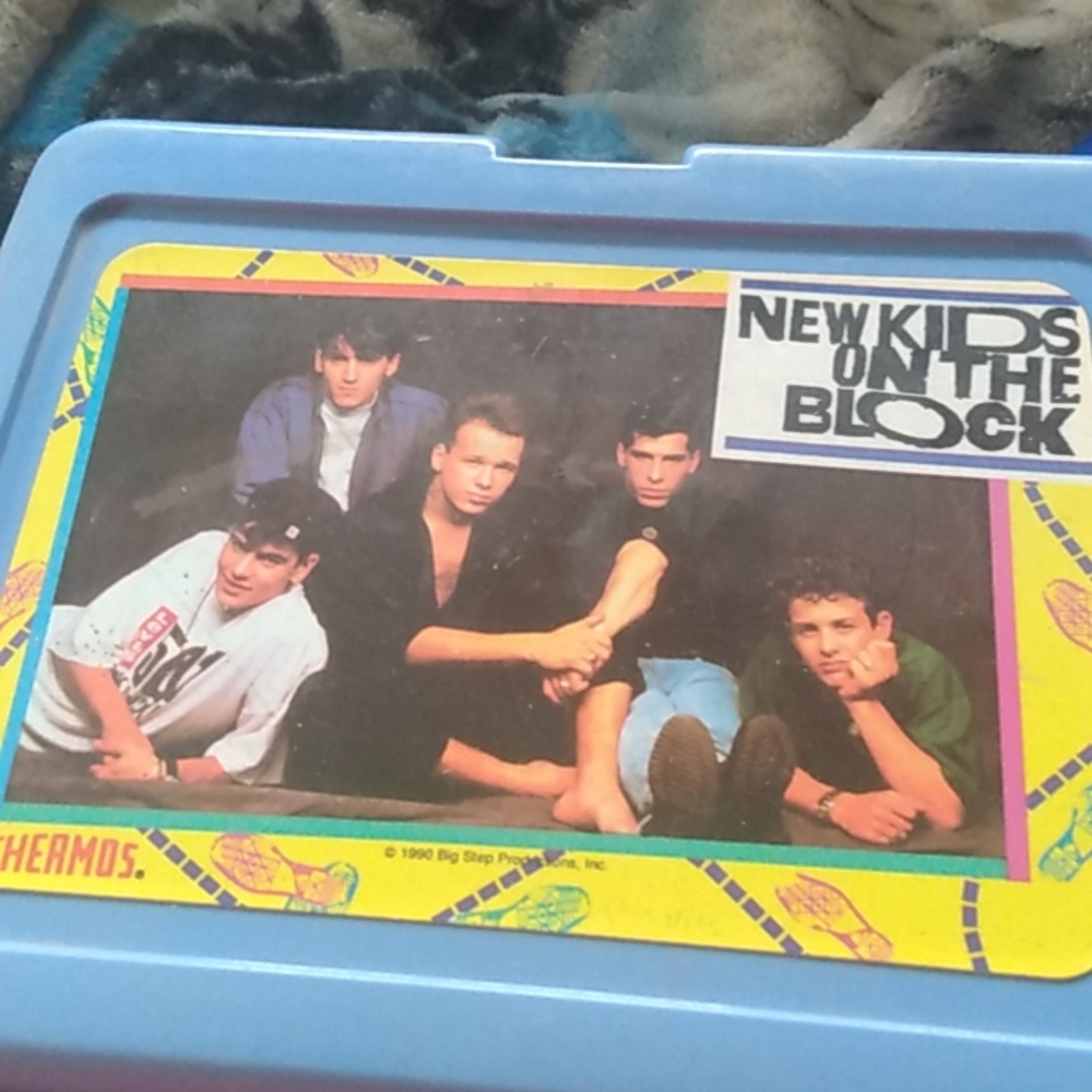 Thermos lunch box with New kids on the block with thermos